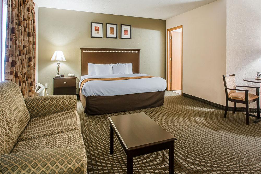 Comfort Inn & Suites Rochelle - Dekalb Eksteriør billede