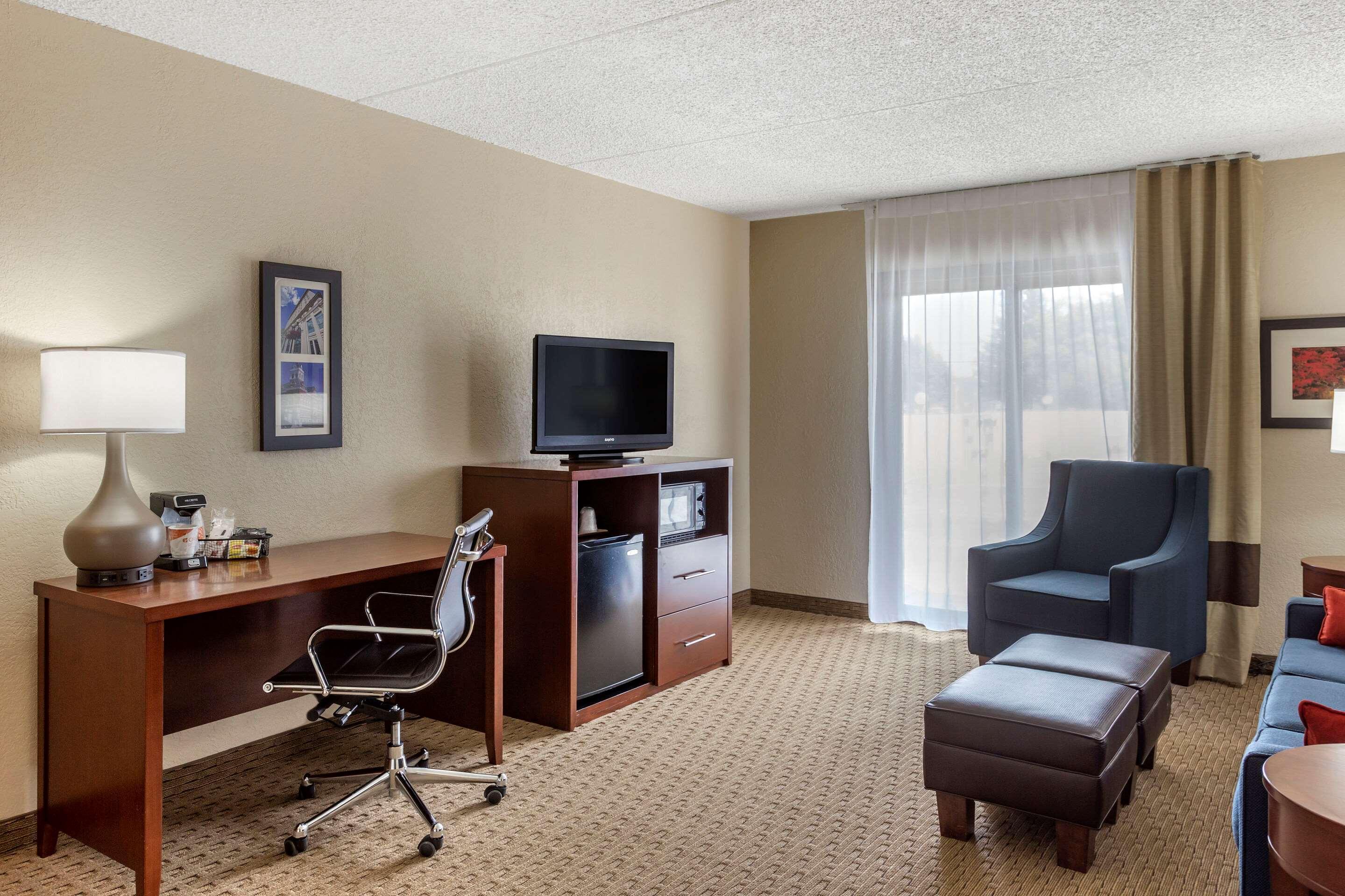 Comfort Inn & Suites Rochelle - Dekalb Eksteriør billede