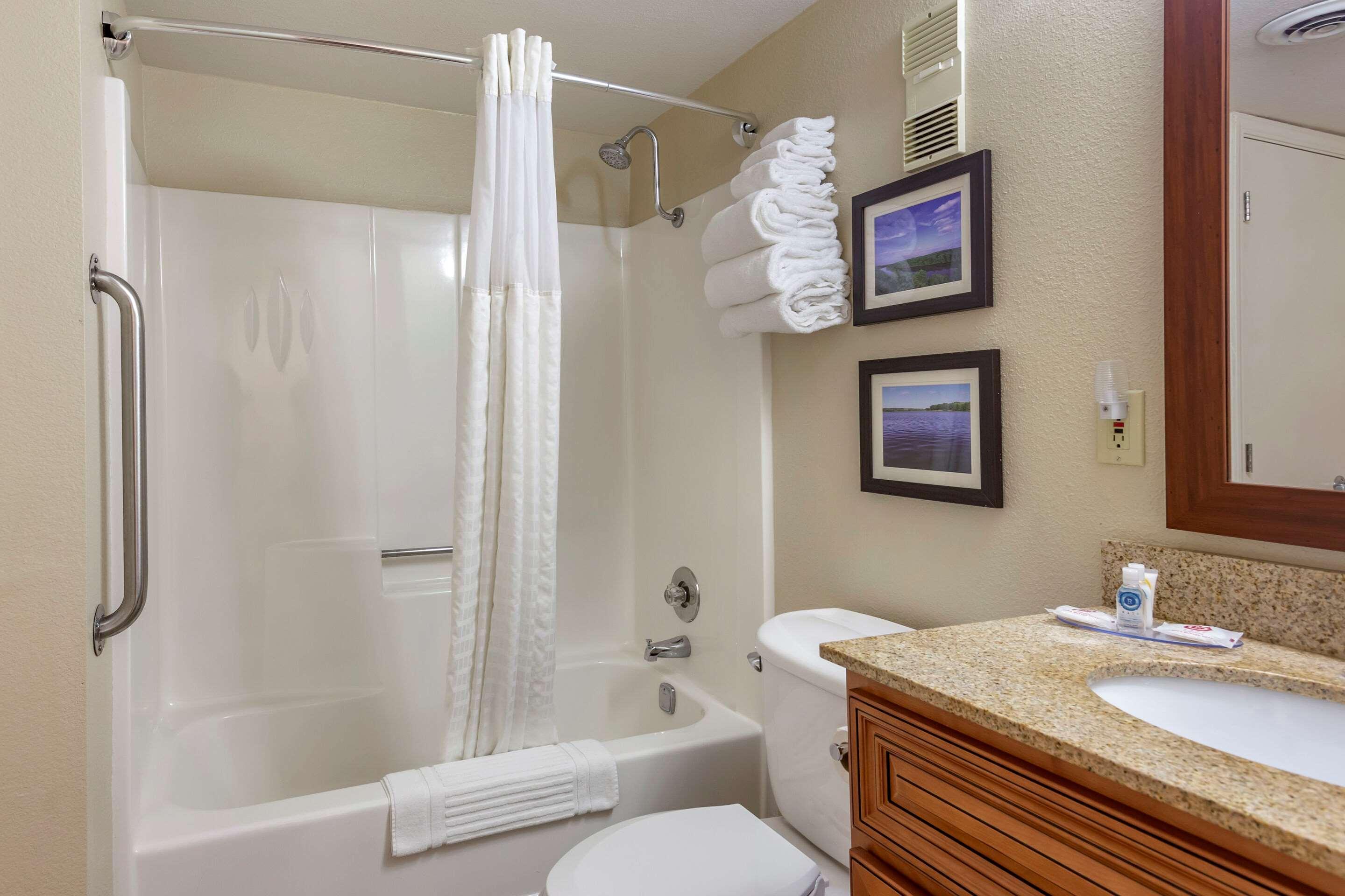 Comfort Inn & Suites Rochelle - Dekalb Eksteriør billede