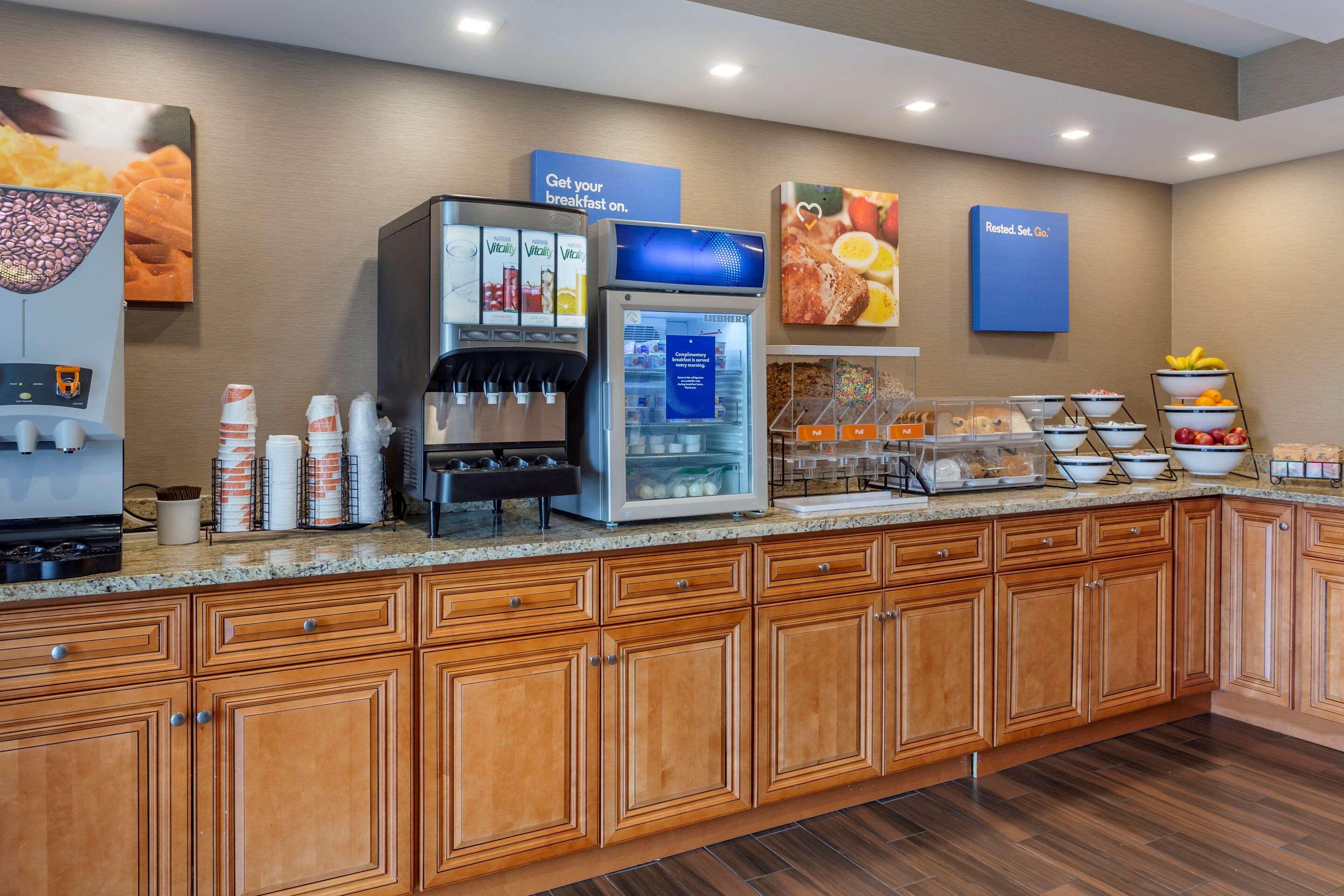 Comfort Inn & Suites Rochelle - Dekalb Eksteriør billede