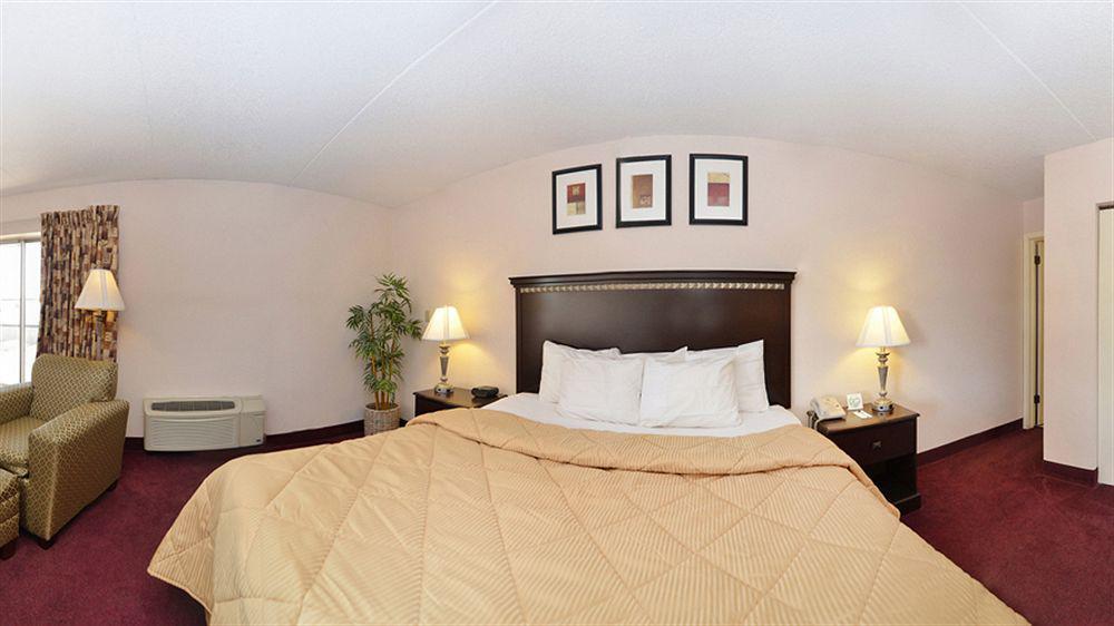 Comfort Inn & Suites Rochelle - Dekalb Eksteriør billede